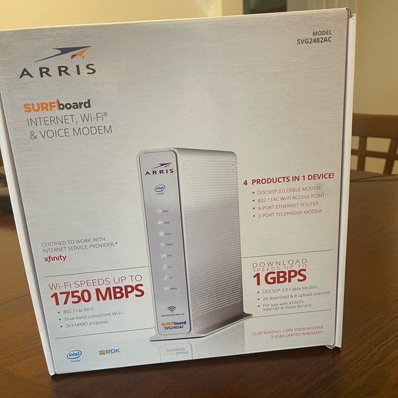 Arris Surfboard Internet wifi & voice modem